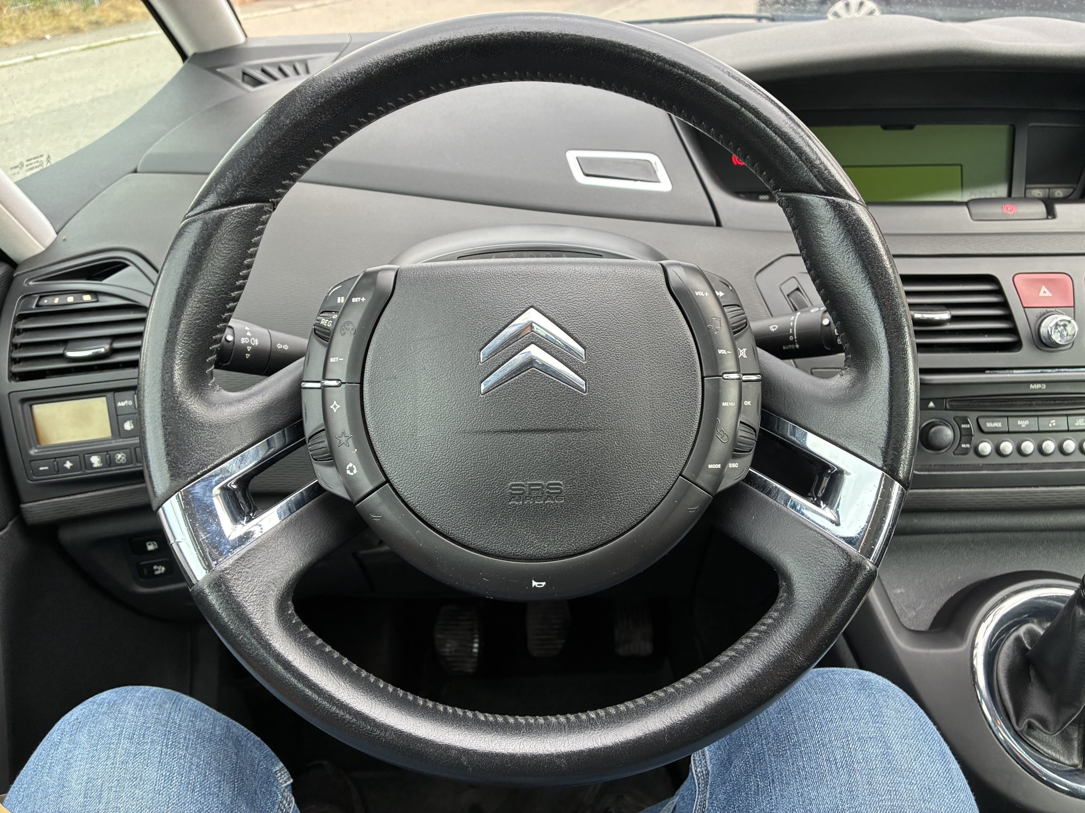 Citroën C4 Picasso | Panoramadach | Klimaautomatik | AHK | PDC | 7 Sitzer bei EA Automobile Schwalbach