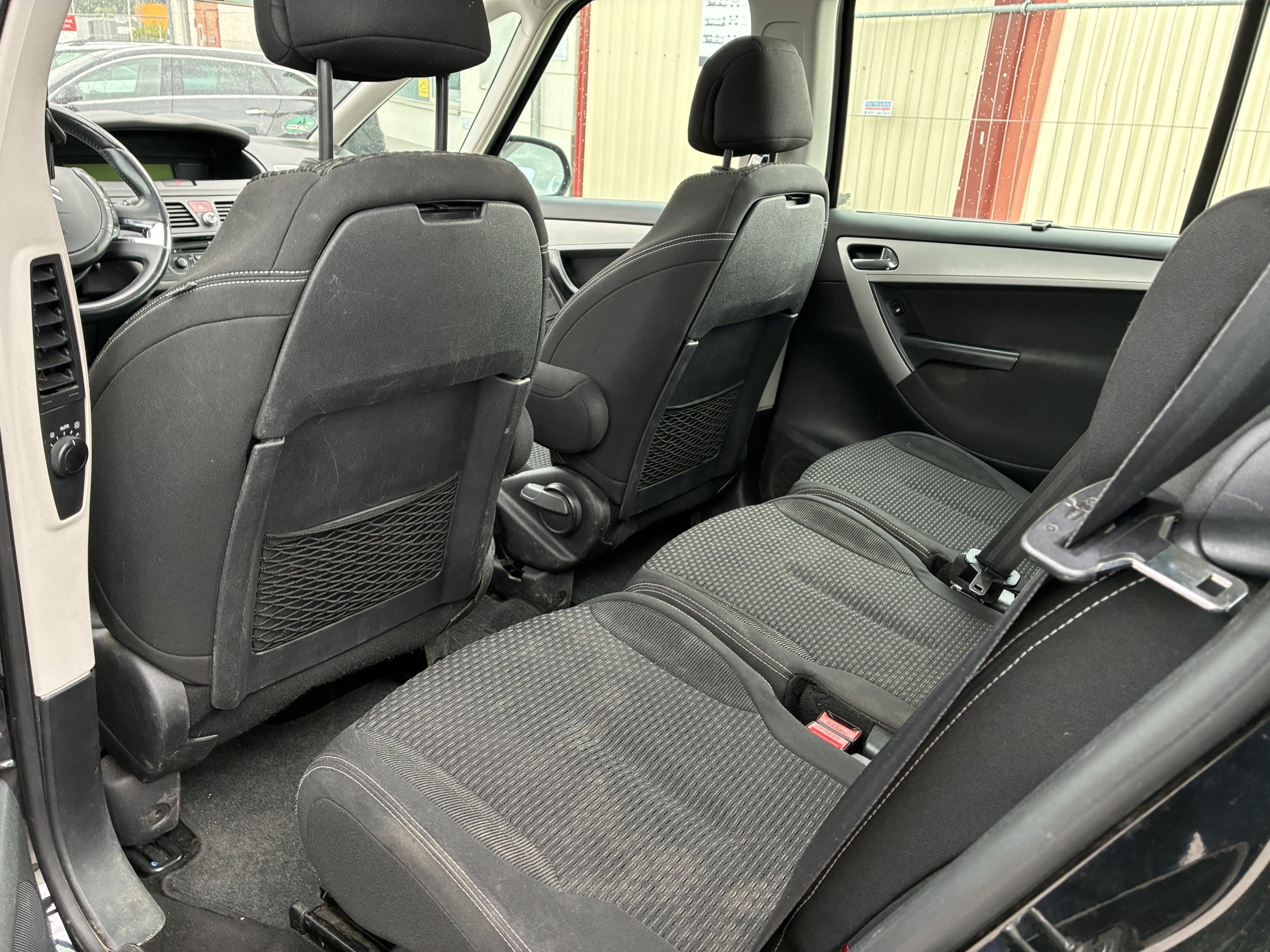 Citroën C4 Picasso | Panoramadach | Klimaautomatik | AHK | PDC | 7 Sitzer bei EA Automobile Schwalbach