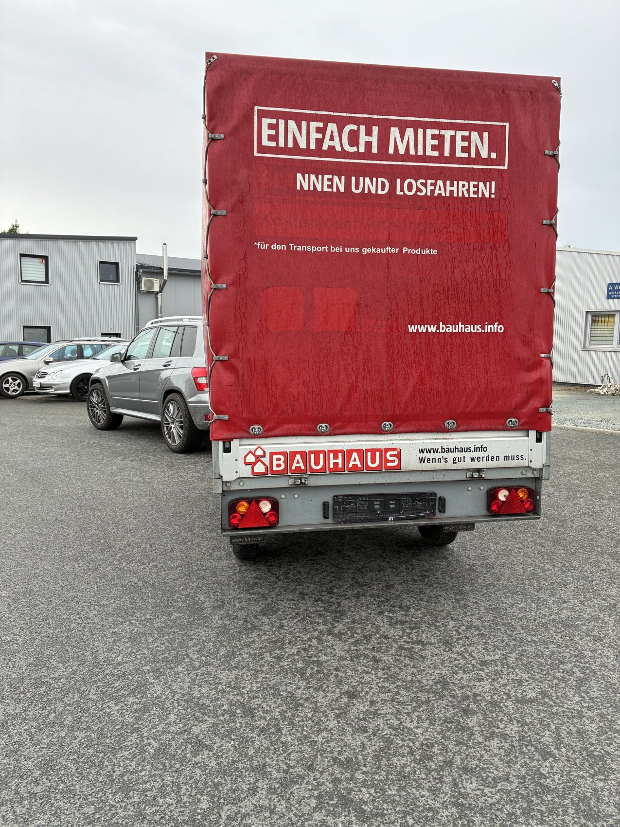 Anhänger Blyss K270 Planenaufbau zGG 2700 Kg (G:300Kg) MwSt Ausweisbar bei EA Automobile Schwalbach