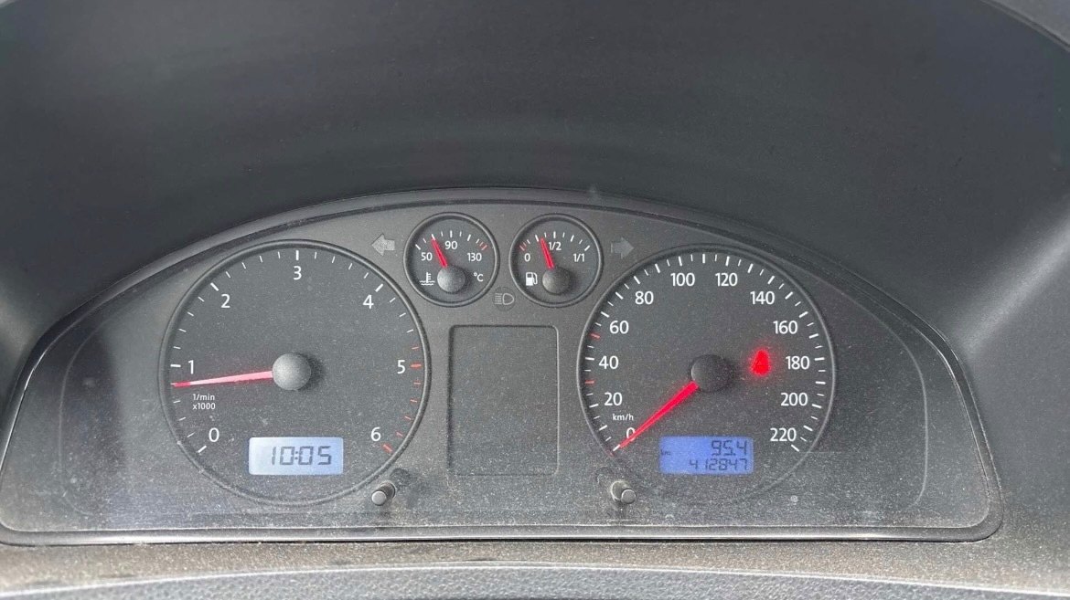 VW Transporter T5 Kombi lang 2.5 TDI | LKW Zulassung | 1. Hand bei EA Automobile Schwalbach