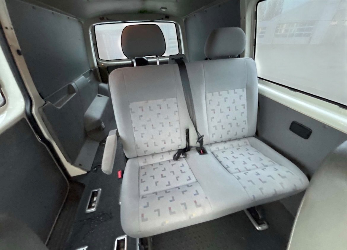 VW Transporter T5 Kombi lang 2.5 TDI | LKW Zulassung | 1. Hand bei EA Automobile Schwalbach