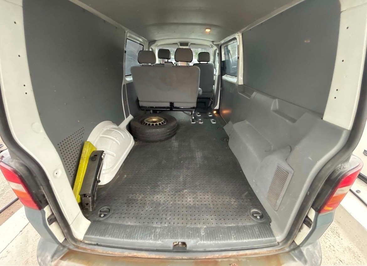 VW Transporter T5 Kombi lang 2.5 TDI | LKW Zulassung | 1. Hand bei EA Automobile Schwalbach
