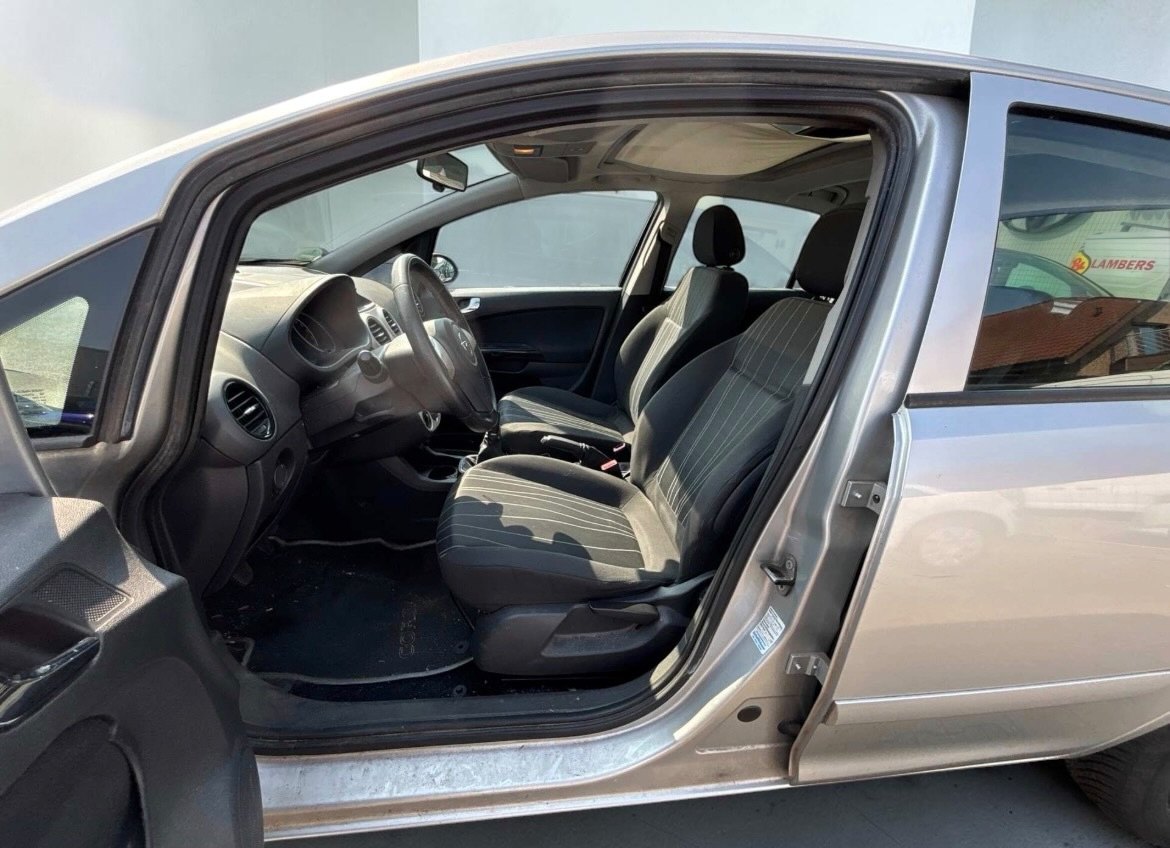 Opel Corsa D 1.4 |FlexFix | Sitzheizung | Lenkradheizung |TÜV NEU bei EA Automobile Schwalbach