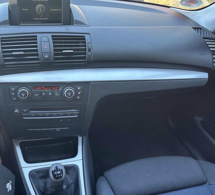 BMW 118d | 143 PS | M Packet| Navi | PDC | Klimaautomatik | TÜV bei EA Automobile Schwalbach