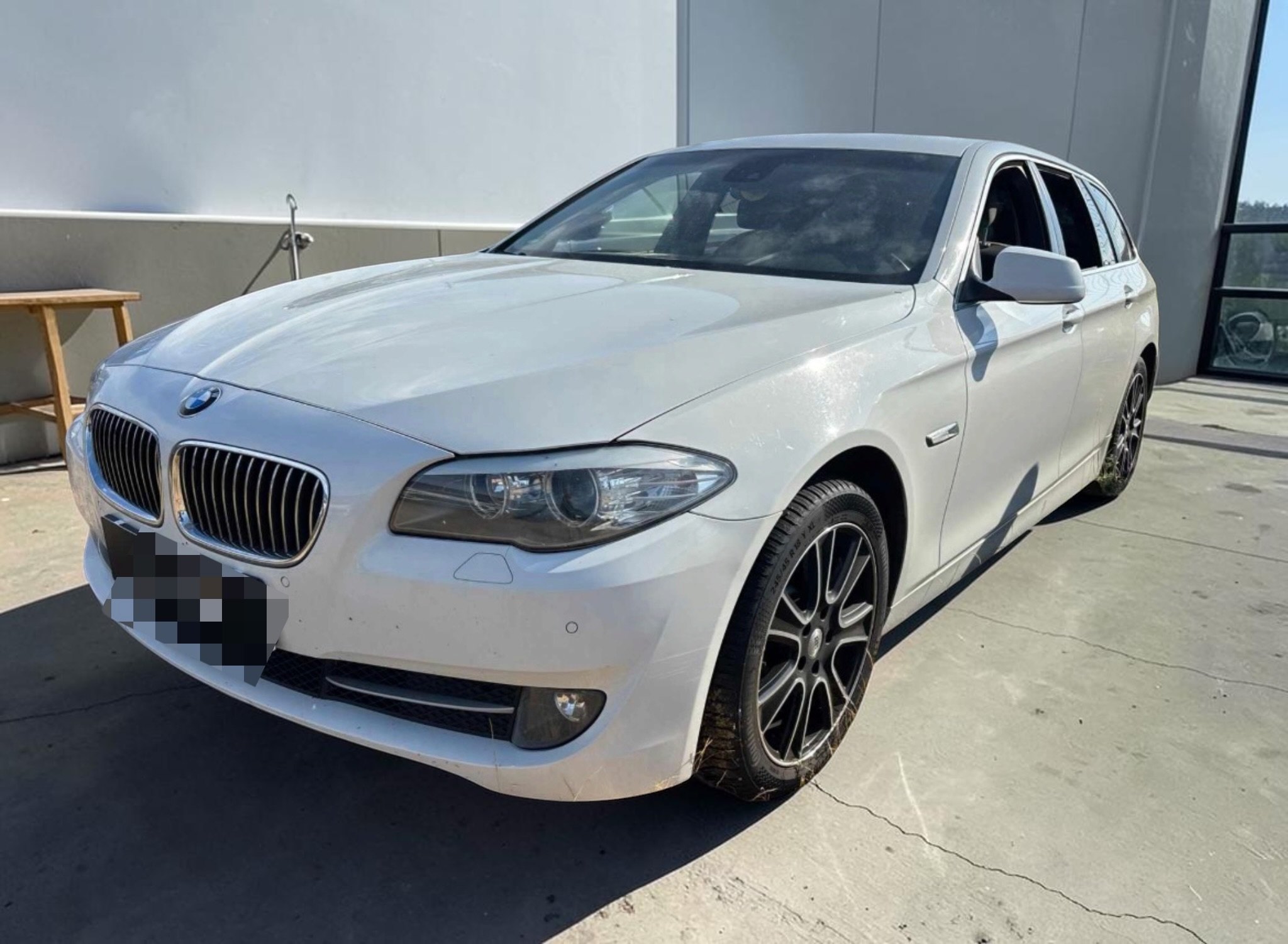 BMW 520d Touring Automatik | Navi | AHK | PDC | TÜV Neu