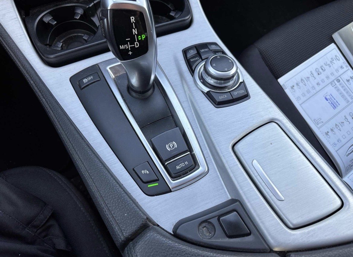 BMW 520d Touring Automatik | Navi | AHK | PDC | TÜV Neu bei EA Automobile Schwalbach