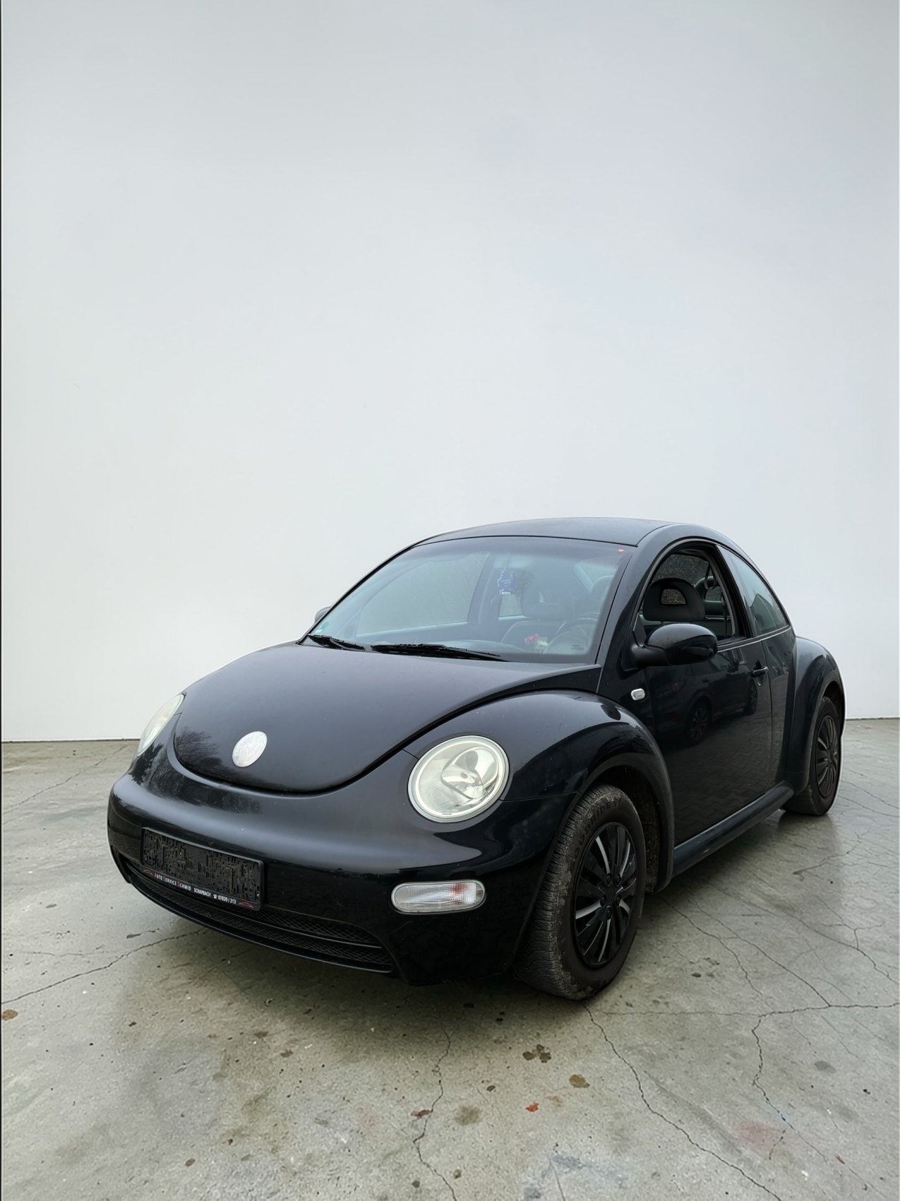 Volkswagen Beetle 1.6 | TÜV bis 02/2027 bei EA Automobile Schwalbach