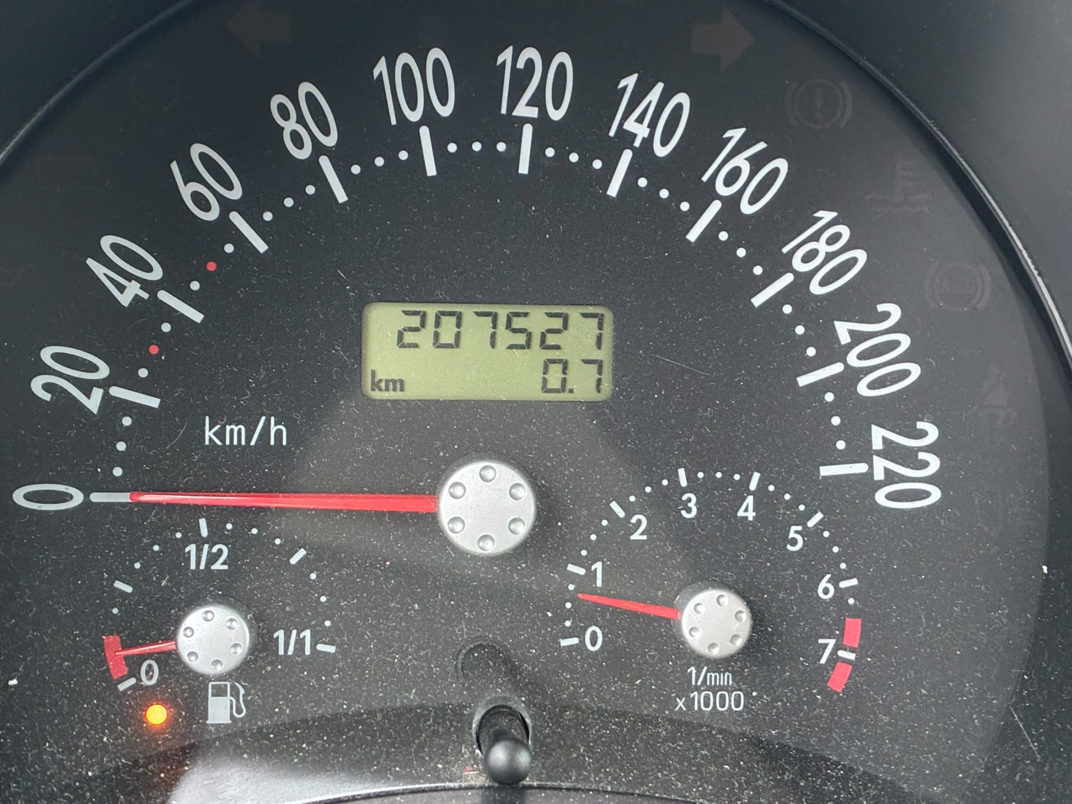 Volkswagen Beetle 1.6 | TÜV bis 02/2027 bei EA Automobile Schwalbach